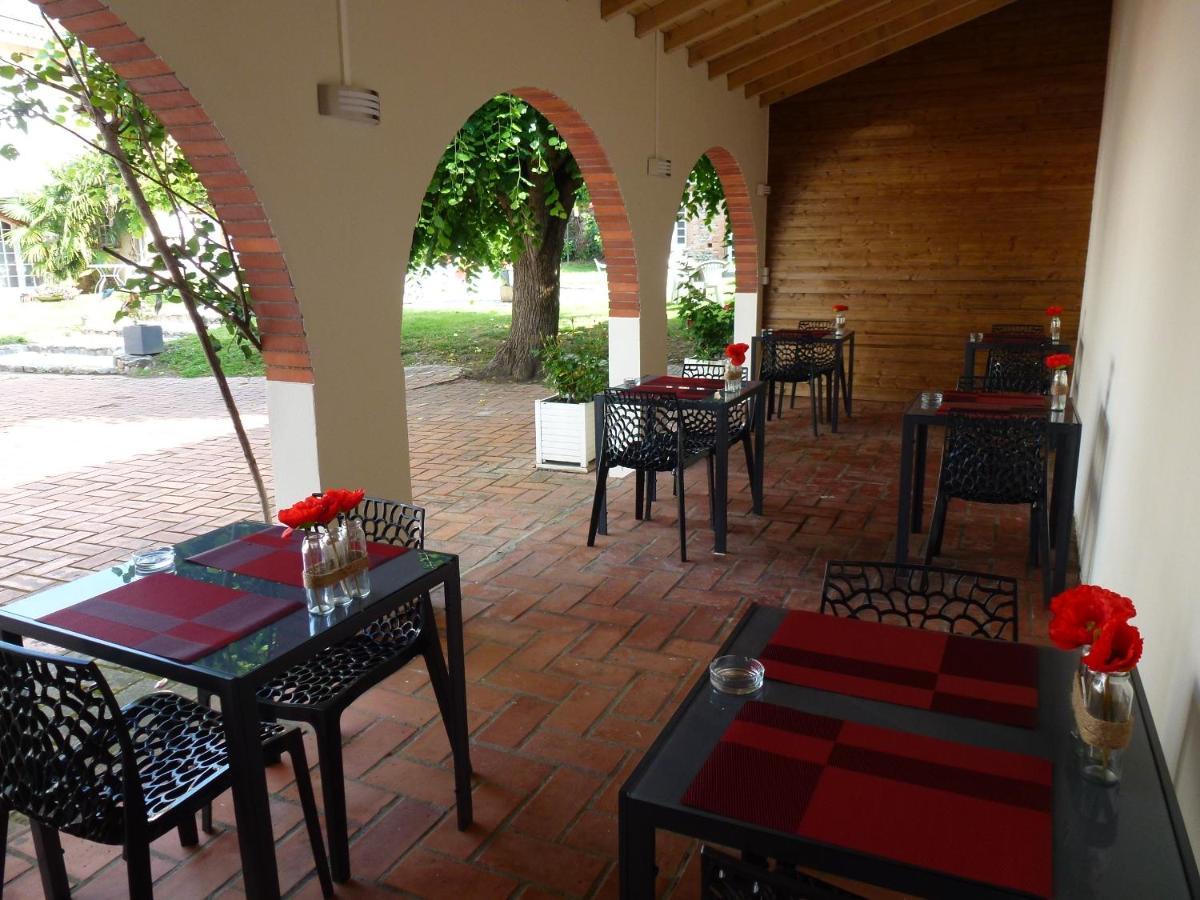 Logis Hotel L'Arche De Noe Zewnętrze zdjęcie